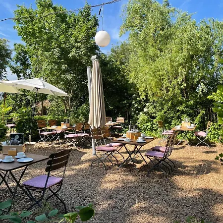 约翰奈斯霍夫宾馆 招待所 霍根海姆