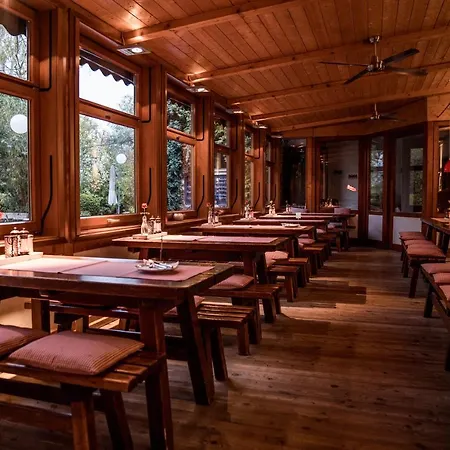 Penzion Johanneshof Gaestehaus Hockenheim