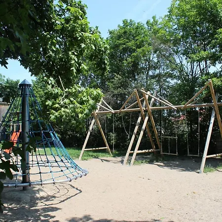 Johanneshof Gaestehaus 게스트하우스 4*